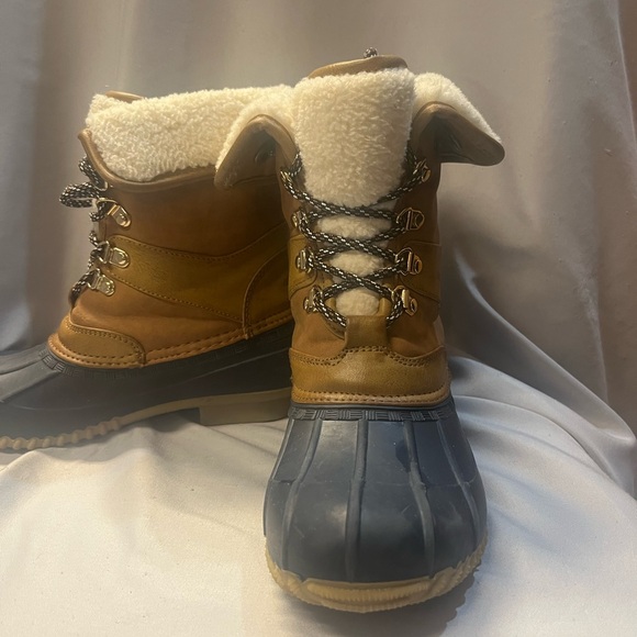 Tommy Hilfiger Brown and Navy Ankle Boots with Faux Fur Lining - Picture 3 of 7